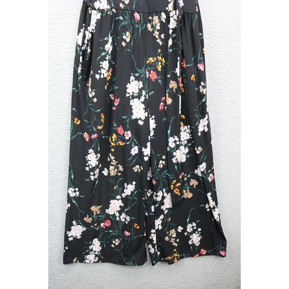 Kaileigh V-Neck Strappy Jumpsuit-Medium-Whimsigoth-Pockets-Wide Leg-Cropped
